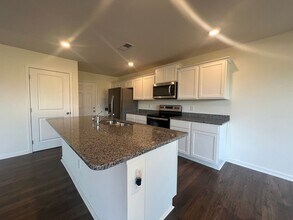 467 Cox Hollow Rd in Kingsport, TN - Building Photo - Building Photo