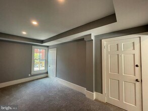 25 W State St in Doylestown, PA - Building Photo - Building Photo
