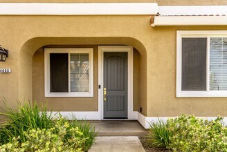 4000 Vittoria Ln in Sacramento, CA - Building Photo - Building Photo