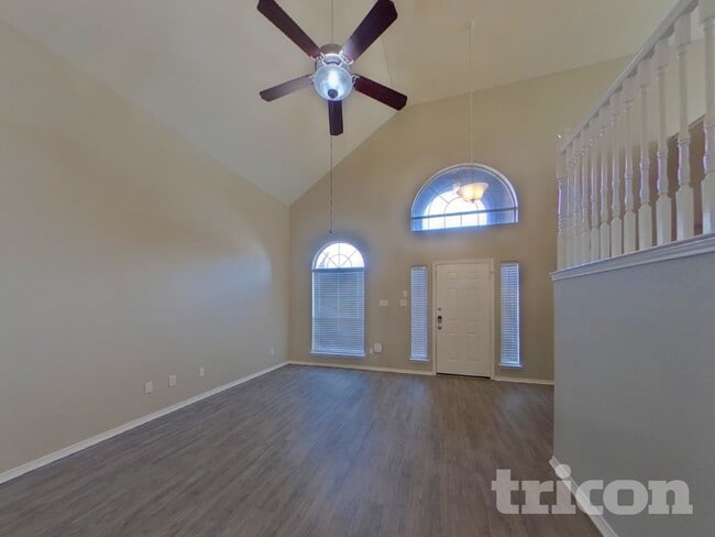 1028 Glencrest Dr in Cedar Hill, TX - Building Photo - Building Photo