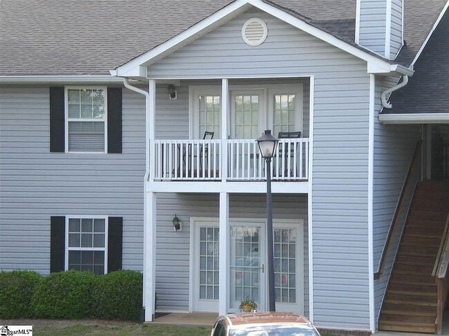 property at 907 Pelham Square Way