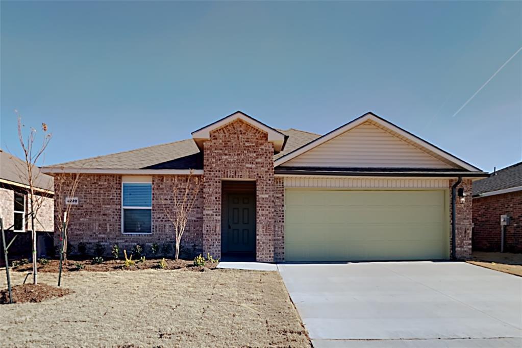 4220 Colt Dr in Mustang, OK - Building Photo