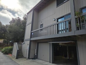 107 Vista Heights Rd in El Cerrito, CA - Building Photo - Building Photo