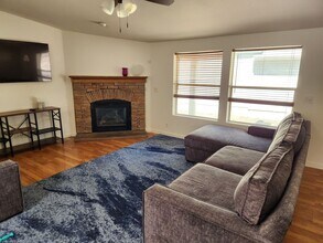 2411 W Rock Island Ave in Flagstaff, AZ - Building Photo - Building Photo