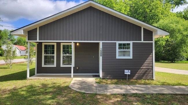 property at 1500 14th Ct