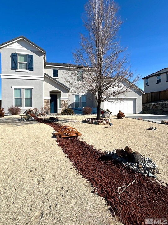 2248 Isabella Ct in Sparks, NV - Building Photo