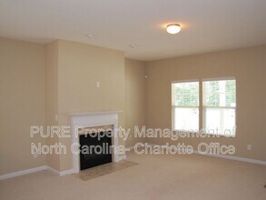 1831 Yaupon Rd in Charlotte, NC - Building Photo - Building Photo