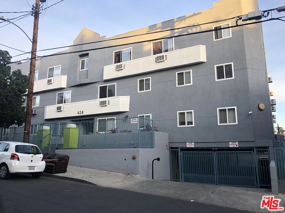 428 S Grand View St in Los Angeles, CA - Building Photo