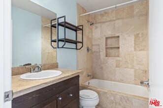 2884 Sawtelle Blvd in Los Angeles, CA - Building Photo - Building Photo