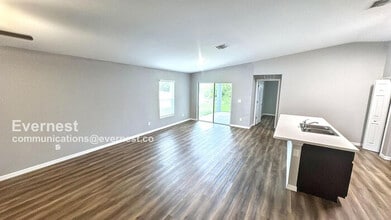 3010 7th St SW in Lehigh Acres, FL - Building Photo - Building Photo
