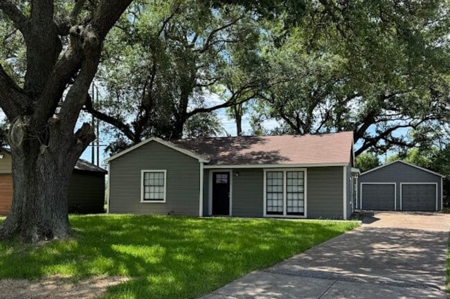 property at 2203 Westway St