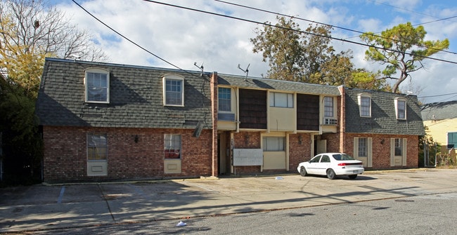 618 Independence St in New Orleans, LA - Building Photo - Building Photo