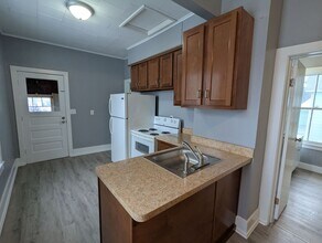 33 Central Ave in Ravena, NY - Building Photo - Building Photo