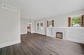 520 Brooks Ave in Dallas, TX - Building Photo - Building Photo