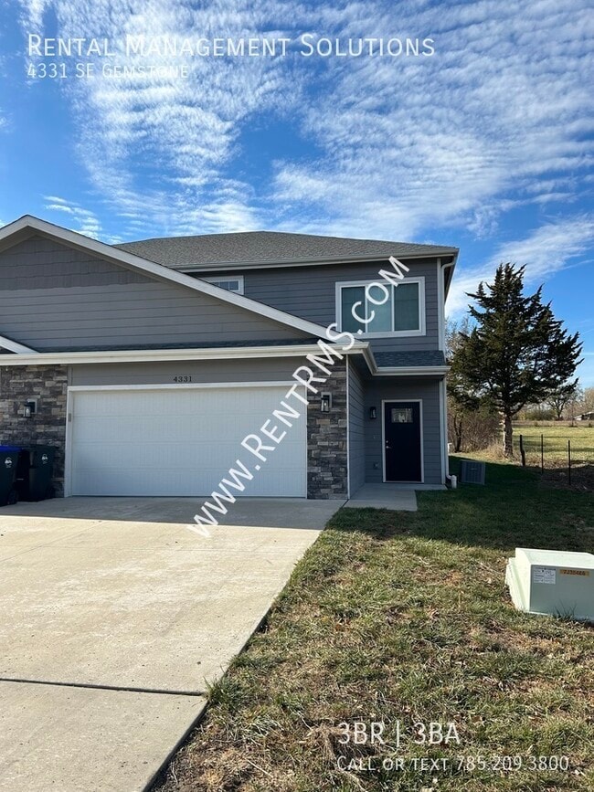 property at 4331 SE Gemstone Ln