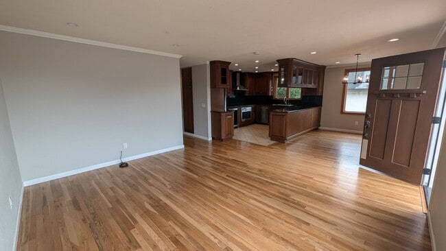 1307 Lawton Ave in Pacific Grove, CA - Building Photo - Building Photo