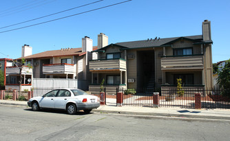 116-120 Michigan St Apartments