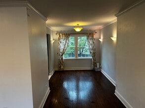 14826 Haymarket Ln in Centreville, VA - Building Photo - Building Photo