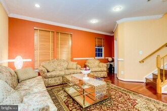 13665 St Johns Wood Pl in Herndon, VA - Building Photo - Building Photo