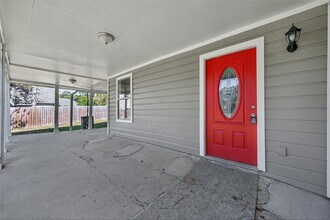 1305 St Lawrence River Rd in Montgomery, TX - Building Photo - Building Photo