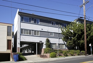 743 Oakland Ave in Oakland, CA - Building Photo