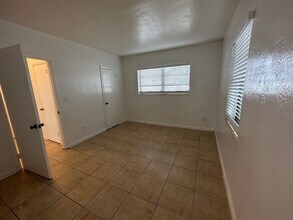 530 N 20th Ave in Hollywood, FL - Foto de edificio - Building Photo