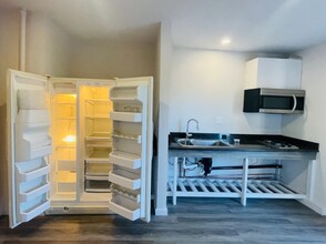 3544 Clayton Rd in San Jose, CA - Building Photo - Building Photo