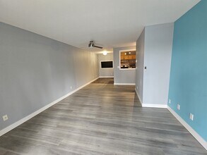 22722 Lougheed Hwy. in Maple Ridge, BC - Building Photo - Building Photo