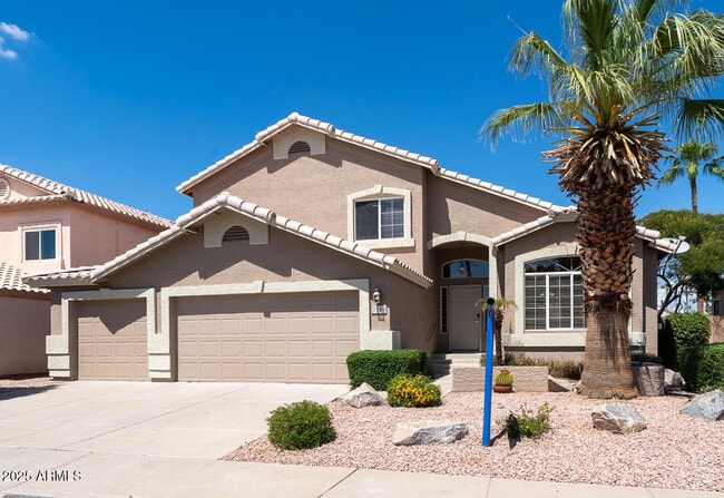 2550 E Taro Ln in Phoenix, AZ - Building Photo - Building Photo