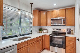 1759 Azalea Ln in Naples, FL - Building Photo - Building Photo