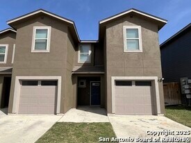 6315 Luglio Ln in San Antonio, TX - Building Photo