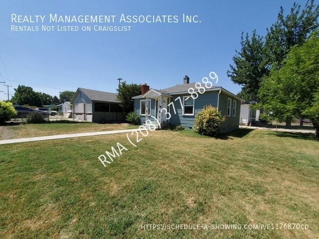 property at 1004 Paynter Ave