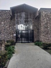 279 Moss St, Unit Villa Campestre Unit 11 in Chula Vista, CA - Building Photo - Building Photo