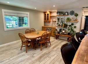 224 Cotati Oaks Ct W in Cotati, CA - Building Photo - Building Photo