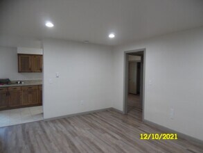 430 SW Taft St-Unit -432 in McMinnville, OR - Building Photo - Building Photo