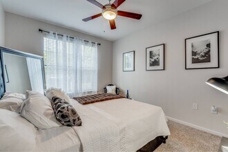 Portico Kirby in Houston, TX - Building Photo - Building Photo