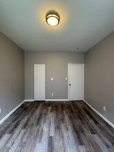 6 Bergen Ave, Unit 13 in Jersey City, NJ - Building Photo - Building Photo