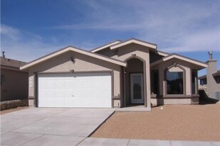 5017 Copper Ranch Ave in El Paso, TX - Building Photo