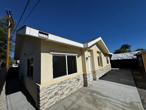 25514 Walker St in San Bernardino, CA - Foto de edificio - Building Photo