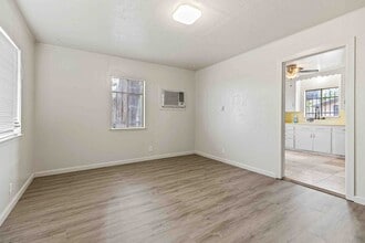 4025 S Walnut Rd in Turlock, CA - Building Photo - Building Photo