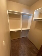 3211 W Bitterroot St in Sioux Falls, SD - Building Photo - Building Photo