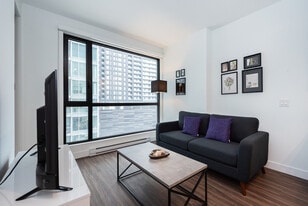 4171 Rue de la Montagne in Montréal, QC - Building Photo