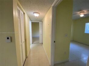 3670 N 56th Ave in Hollywood, FL - Building Photo - Building Photo