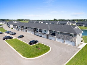 Volante in Hobart, WI - Building Photo - Building Photo