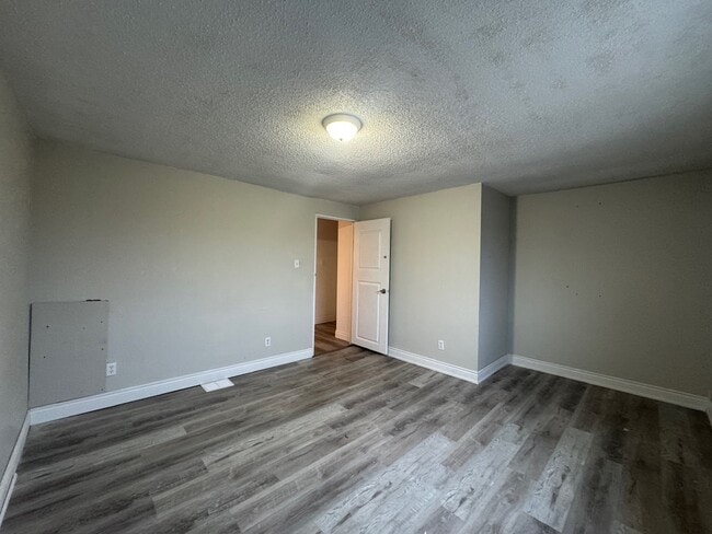 695 Wallace St in Wallaceburg, ON - Building Photo - Building Photo