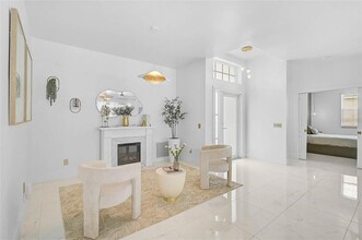 4146 Westbourne Cir in Sarasota, FL - Building Photo - Building Photo