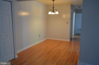 100 Royal Oak Dr in Bel Air, MD - Building Photo - Building Photo