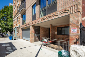 433 E 115th St in New York, NY - Building Photo - Building Photo