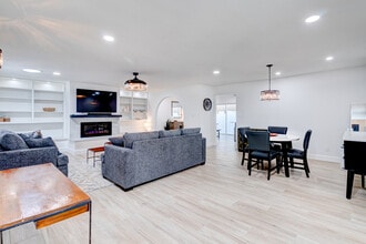 6110 N 13th St in Phoenix, AZ - Foto de edificio - Building Photo