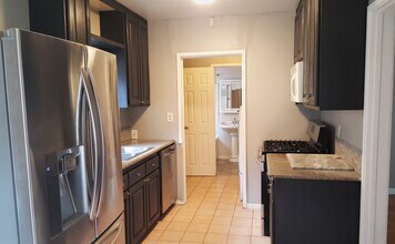 11127 Sunshine Terrace in Los Angeles, CA - Building Photo - Building Photo